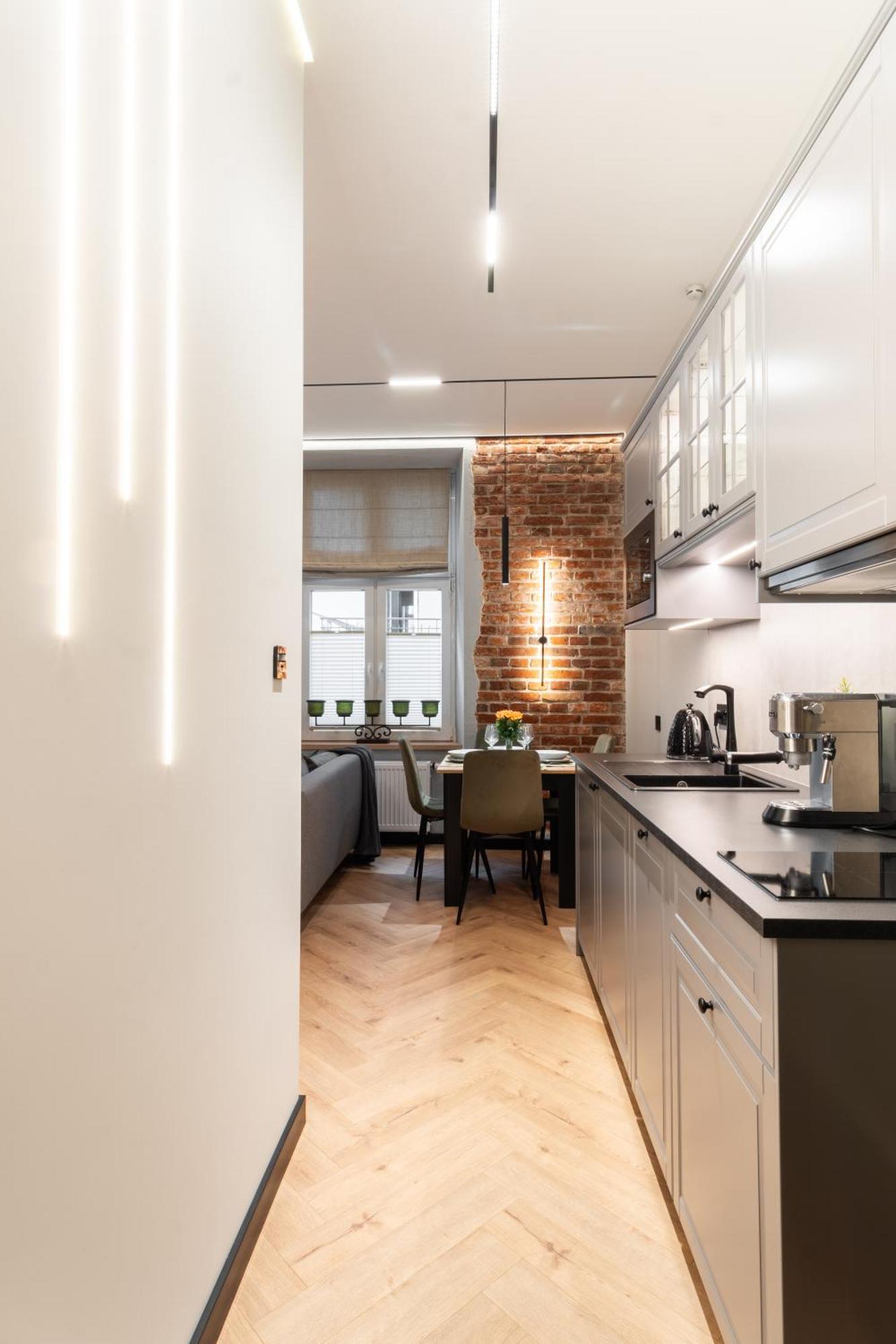Charm & Comfort Renovated Gem In Old Town Sarego Apt B Krakow Exterior photo